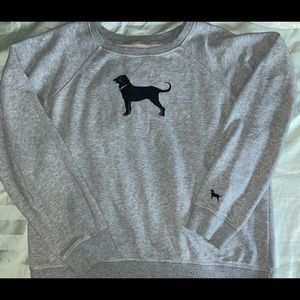 The black dog sweatshirt